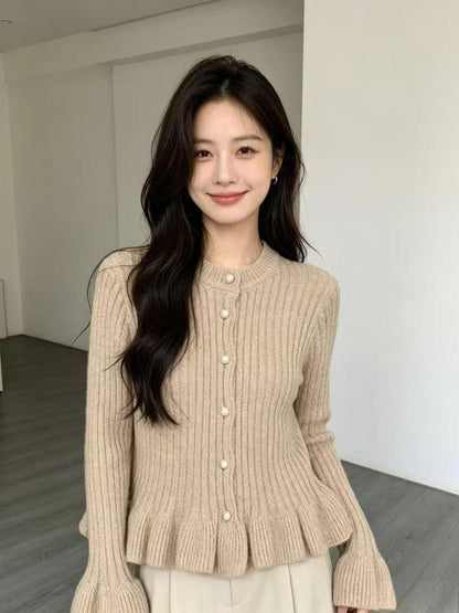 Korean-style Flared-sleeve Ruffled Long-sleeved Knitted Top, Elegant Blouse
