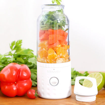 Automatic Mixing Juice Milkshake Cup