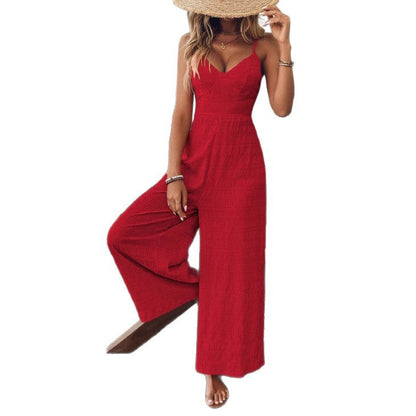 Fashionable Casual Jumpsuit With Shoulder Straps And A Bow Detail On The Back