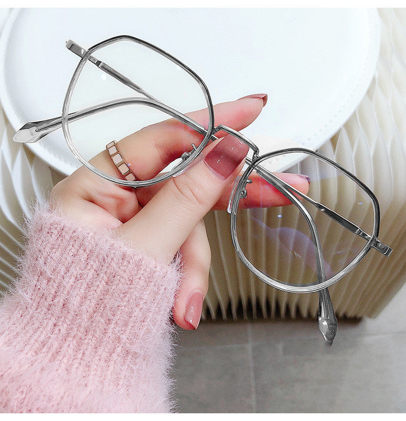 Fashionable Plain Eyeglass Frame For Women