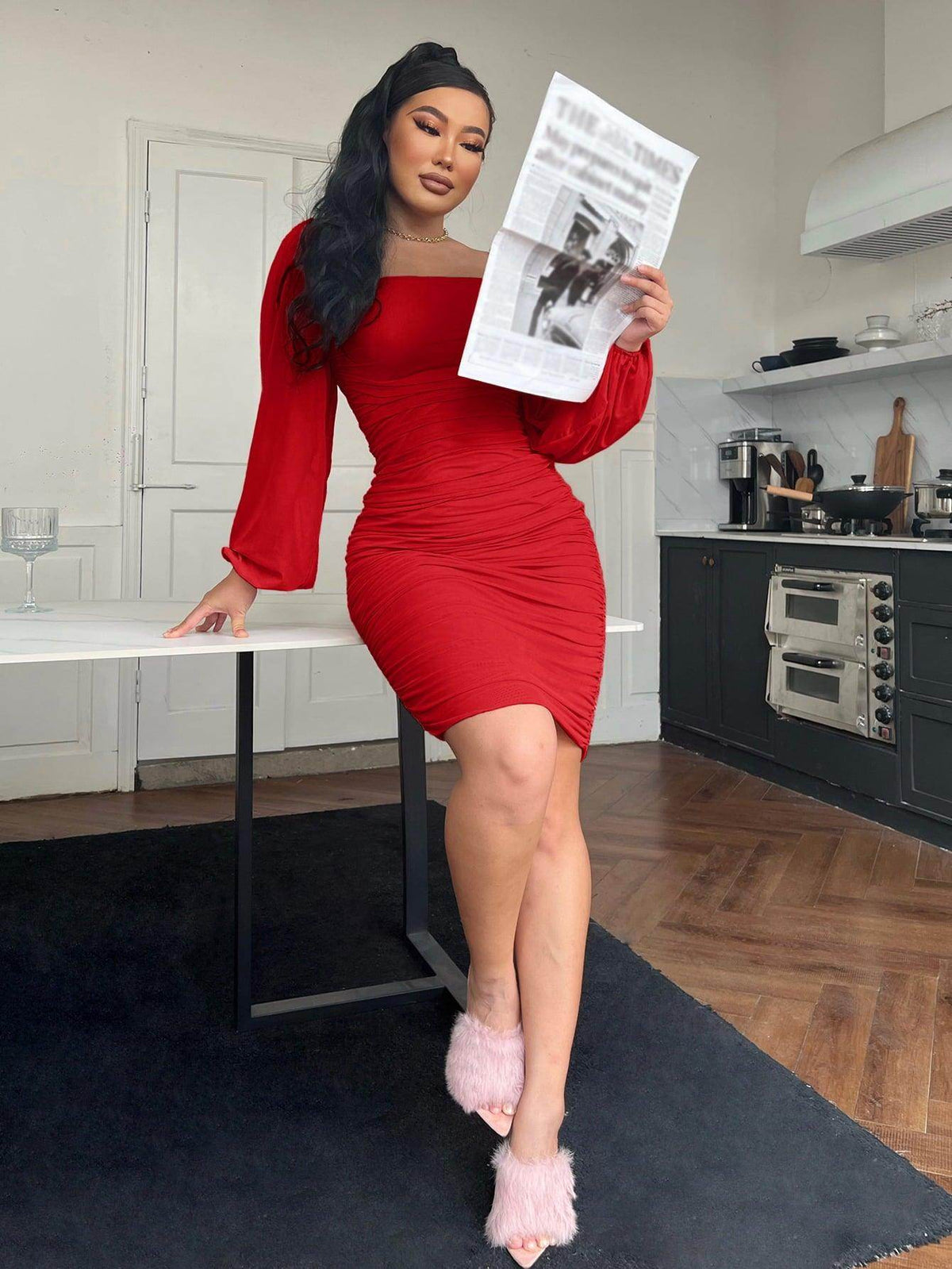 Zip-Back Ruched Bodycon Dress for Chic Minimalist Style