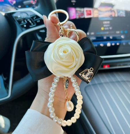 Bow Pearl Metal Keychains Decoration