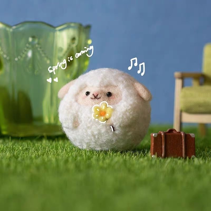 Felt Needle-poking Craft Kit DIY Cloud And Little Sheep Keychain