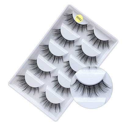 Naturally Curled Voluminous Synthetic Eyelashes