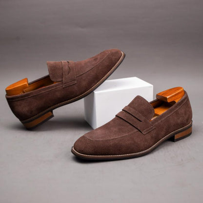Men's Casual Versatile Solid Color British Loafers
