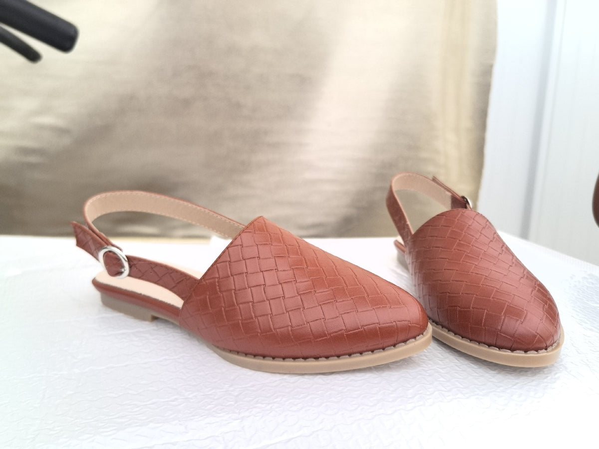 Pointed-toe Closed-toe Strap Flat-sole Sandals