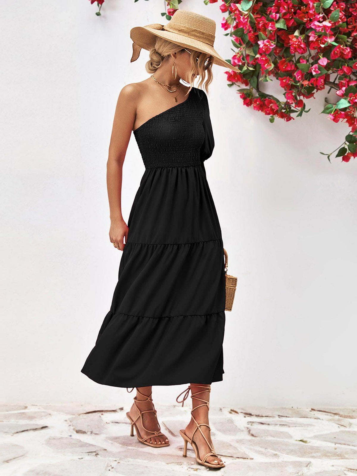Chic Smocked One-Shoulder Midi Dress for Elegant Style