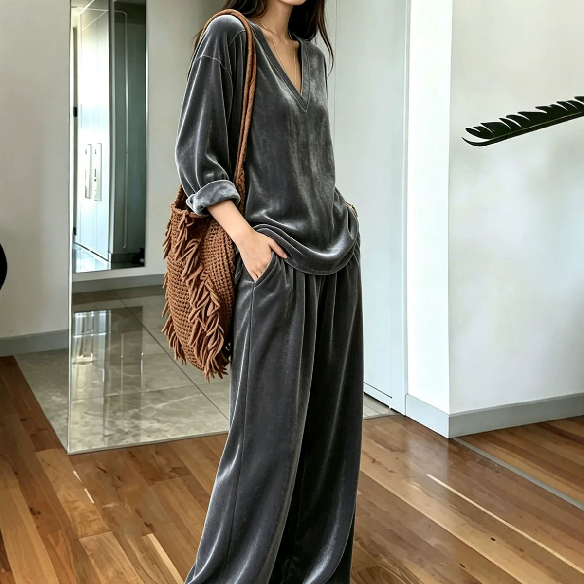 Women's Solid Color V-Neck Top And Wide-Leg Pants Set