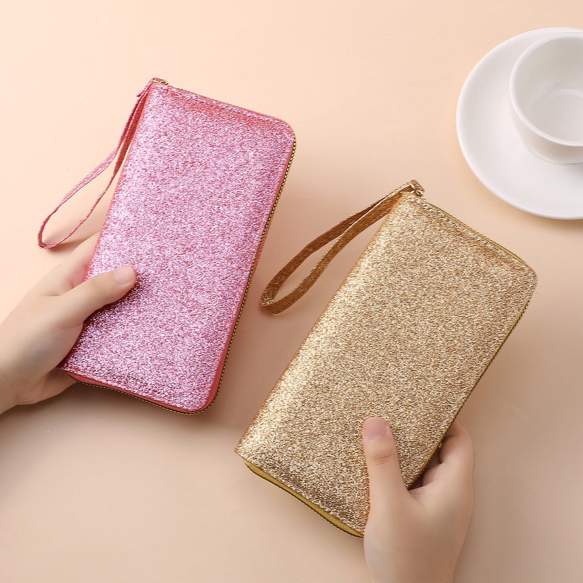 Trendy Multi-functional Clutch For Women