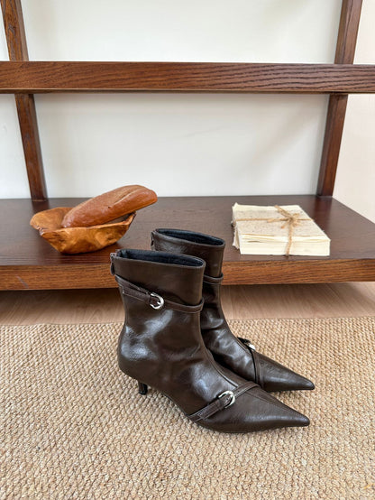 Pointed-toe Stiletto Women's Boots With A Back Zipper