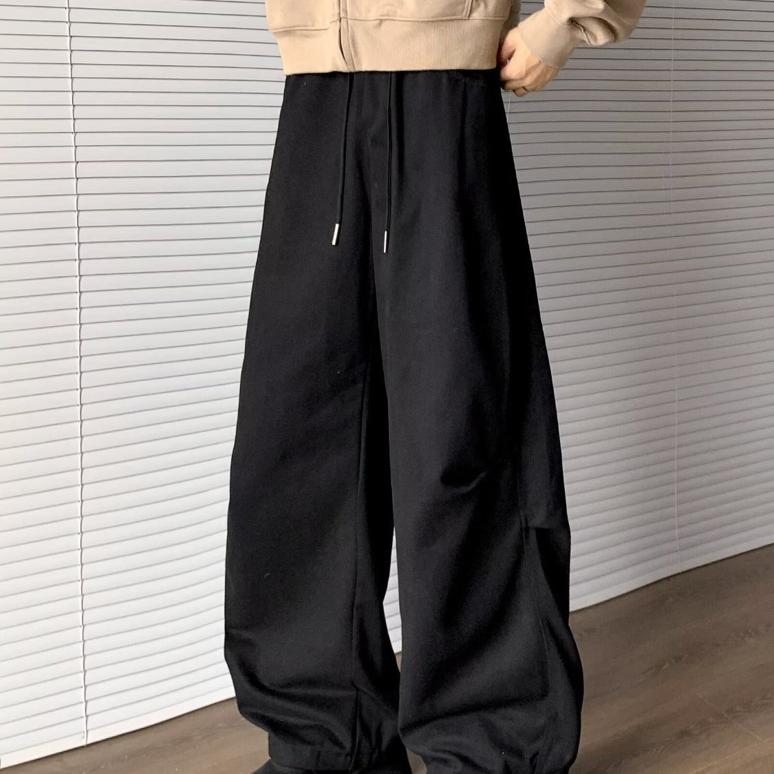 Men's New Loose-fit Curved-leg Drawstring Pants