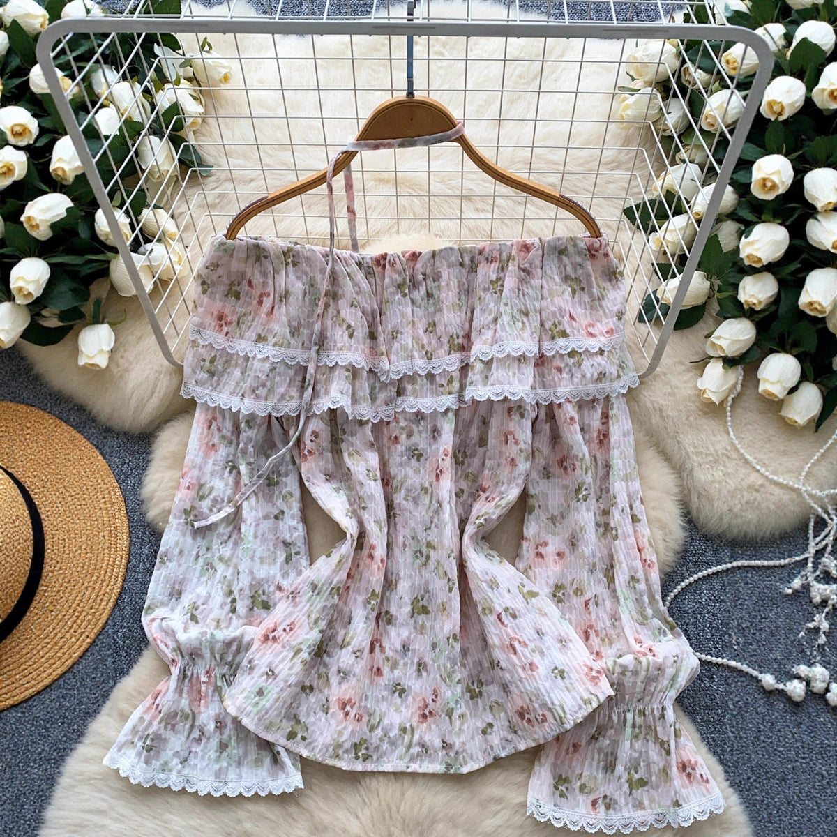 Womens Lace-Patchwork Ruffled Flare-Sleeve Floral Blouse