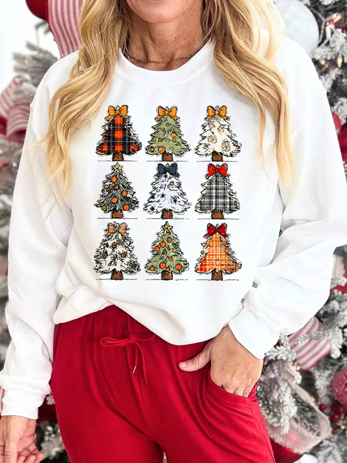 Christmas Tree Graphic Round Neck Sweatshirt