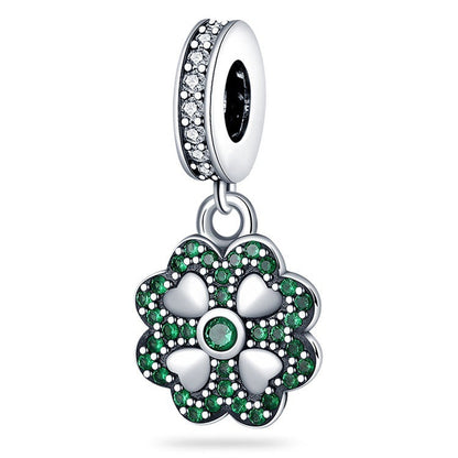 Lucky U-shaped Horseshoe Clover Pendant