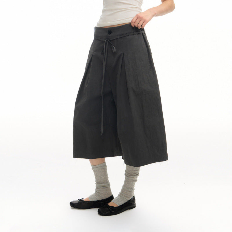 Pleated Ribbon-edged Capri Pants Casual Shorts