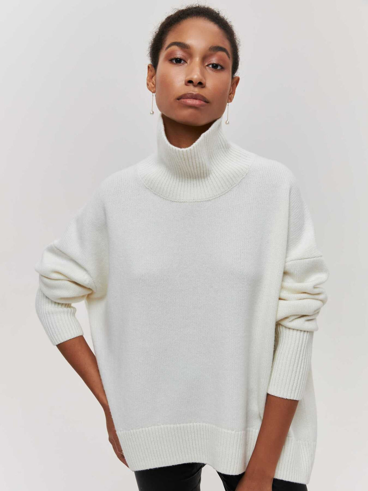 Women's Oversized Turtleneck Sweater, Solid Color Long Sleeve Loose Knit Pullover, Casual Fall Winter Basic Knit Top For Ladies