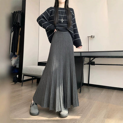 Pleated Knit Skirt AutumnWinter High-Waisted Stretchy Hip-Covering Long Flared Style