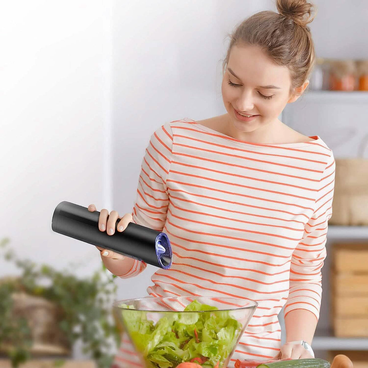 Electric Salt and Pepper Grinder LED Indicator Adjustable Coarseness