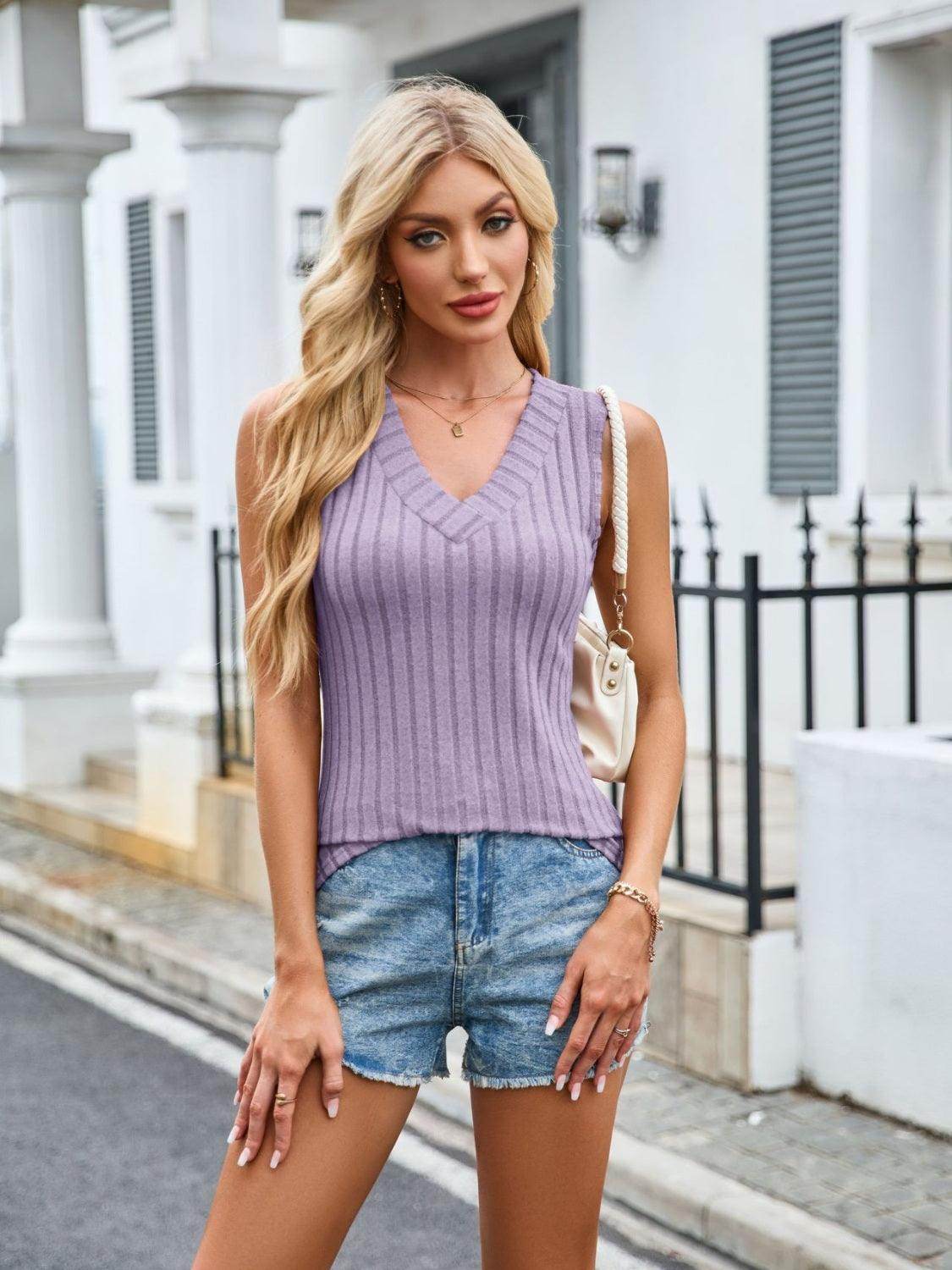 Ribbed Solid Color V-Neck Tank for Women Stylish Wear