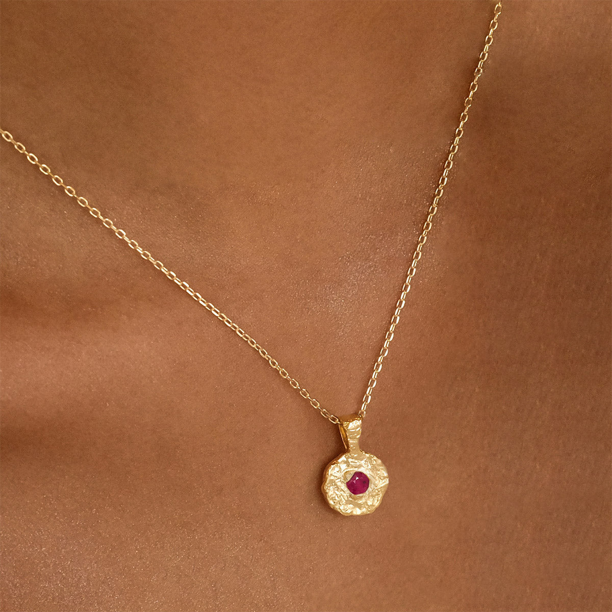 December Birthday Stone Birthstones Irregular Pendants Necklace Round
