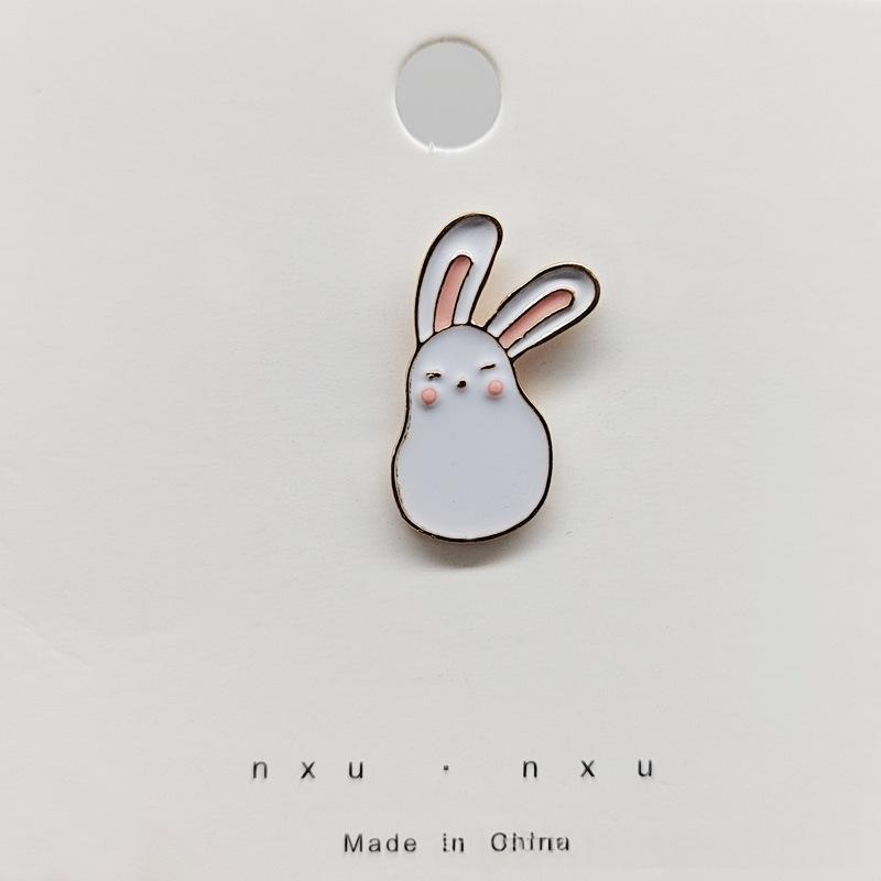 Creative And Adorable Brooches In Various Designs Featuring Animals, Flowers, And Fruits