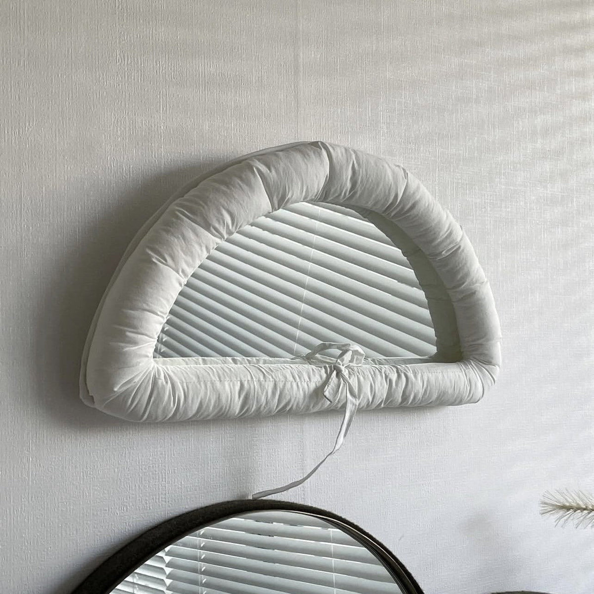 Hanging Simple Soft Cotton-filled Fabric Mirror