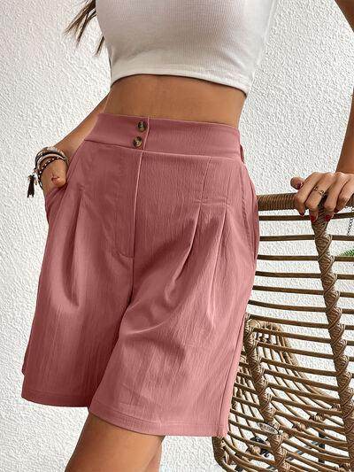 Pocketed Half Elastic Waist Shorts with Side Pockets
