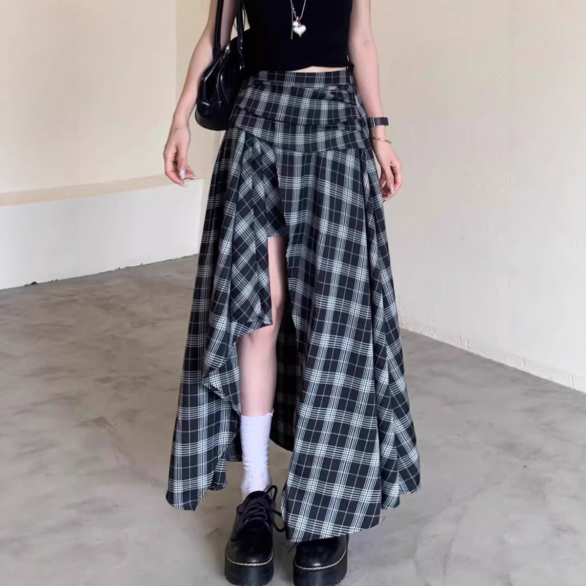 French-style Asymmetrical Black-and-white Plaid Skirt