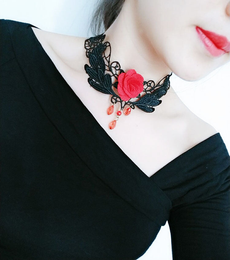 Gothic Vintage Lace Hollow-Out Necklace Choker