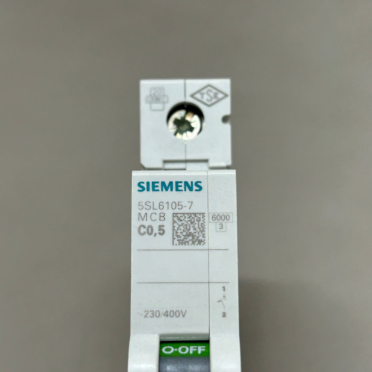 SIEMENS Miniature Circuit Breaker 230/400 V 6KA Off-White 5SL6105-7 (New)