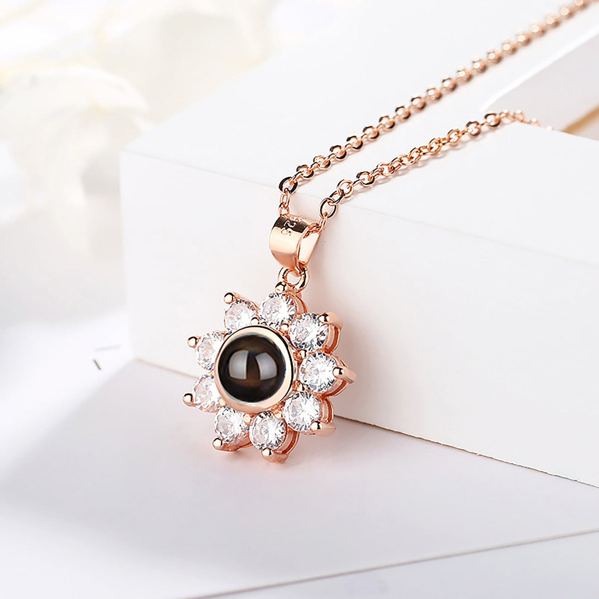 Sun Flower Shaped Custom Photo Name Projection Necklace Clavicle Chain Personalized Pendant