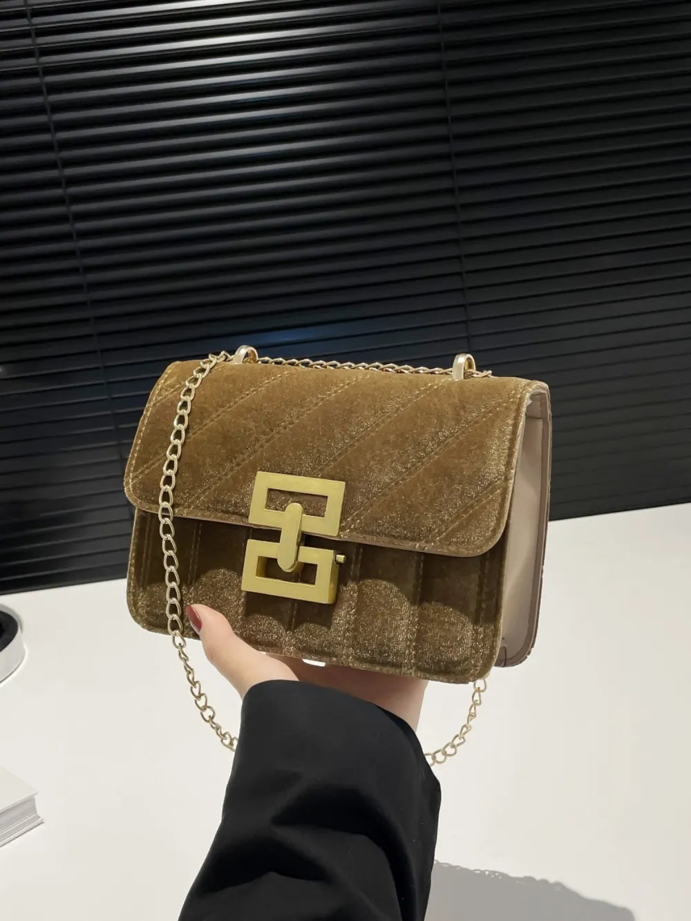 Solid Color Chain Shoulder Bag