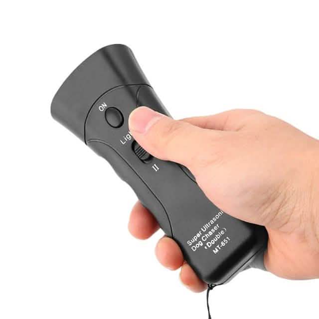 Ultrasonic Aggressive Animal Attacks Repeller Flashlight